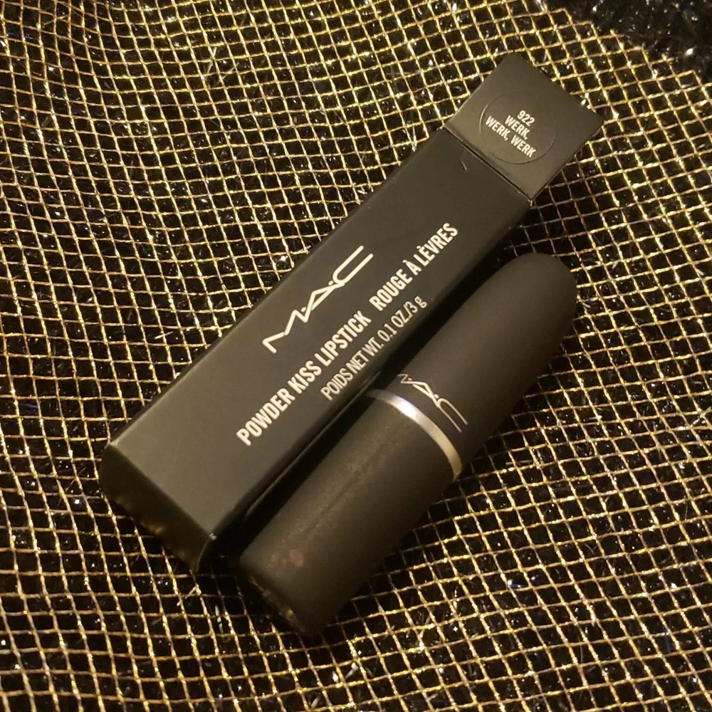 🧚‍♀️WERK, WERK, WERK MAC Cosmetics Powder Kiss Lipstick NWT